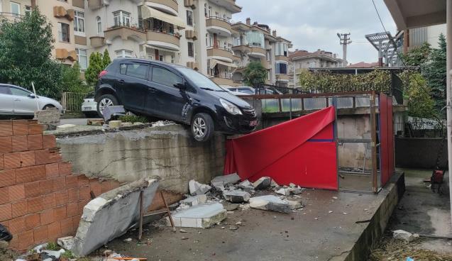 Askıda kaldı.