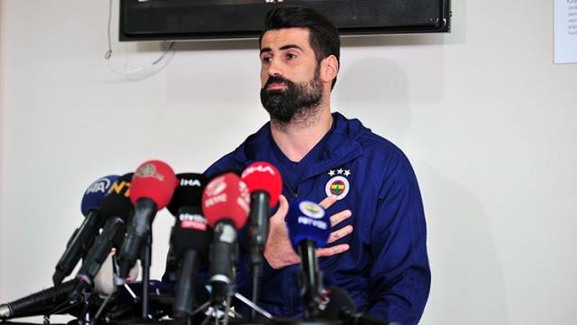Volkan Demirel Fenerbahçe Camiasından özür diledi.