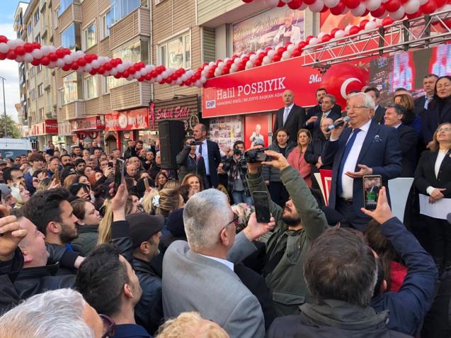 Miting gibi..