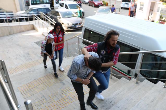 Narkotimler uyuşturucuya geçit vermiyor Karı koca gözaltında