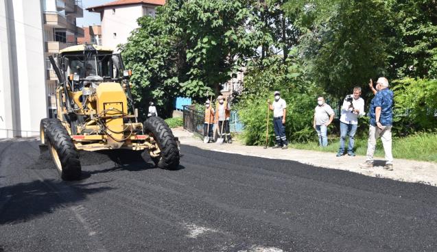 KDZ. EREĞLİ’DE SICAK ASFALT ÇALIŞMALARI BAŞLADI