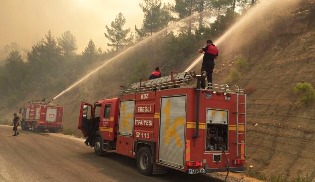 KDZ. EREĞLİ İTFAİYE EKİBİ, MANAVGAT’A YARDIM EDİYOR