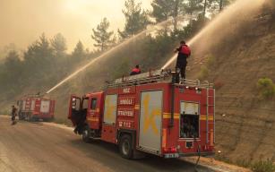 KDZ. EREĞLİ İTFAİYE EKİBİ, MANAVGAT’A YARDIM EDİYOR