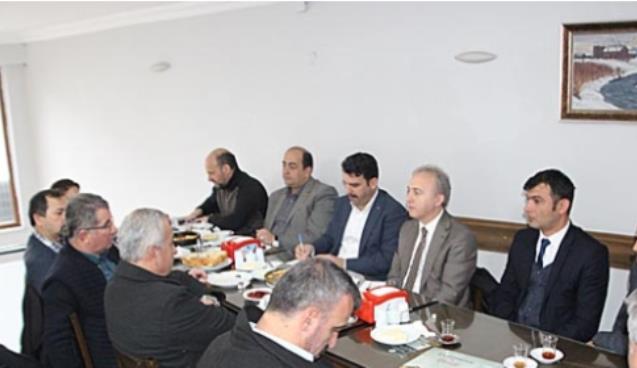 Kamyoncular park alanı istedi…