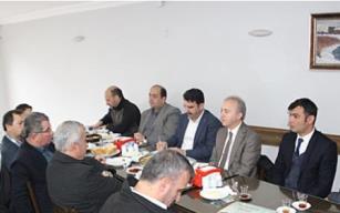 Kamyoncular park alanı istedi…