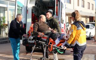 Tartıştığı iş yeri sahibini ayağından vurdu