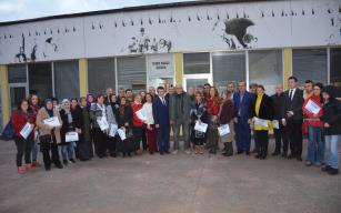 BAHÇIVANLIK KURSİYERLERİNE KATILIM BELGELERİ VERİL