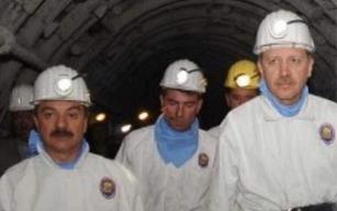 Türkmen madenciler gününü kutladı..