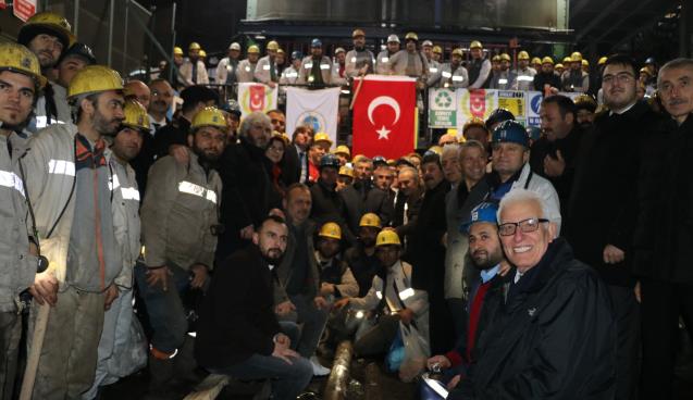 Gazetecilerden 'Dünya Madenciler Günü'nde bir ilk