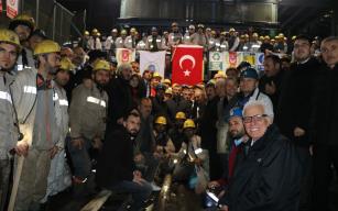 Gazetecilerden 'Dünya Madenciler Günü'nde bir ilk