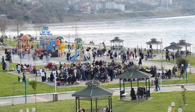 Uzun'a en güzel cevabı Alaplı halkı verdi!