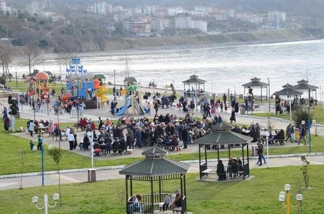 Uzun'a en güzel cevabı Alaplı halkı verdi!