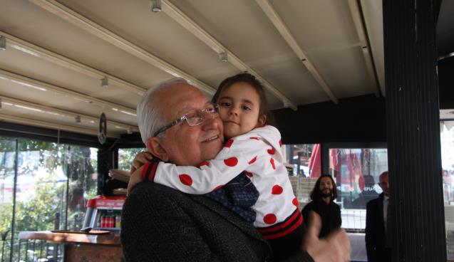 Ziyaretlerine devam ediyor..