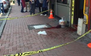 Kavgada bıçakla boğazı kesildi!..