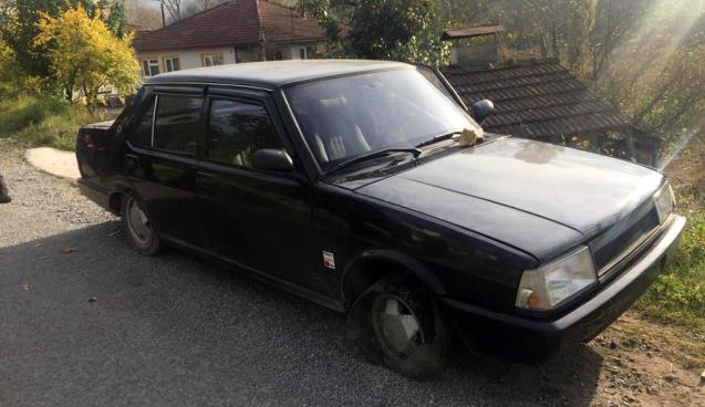 Hurdaya ayrılan araca, başka aracın plakasını taktı