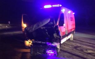 Ambulans kaza yaptı...