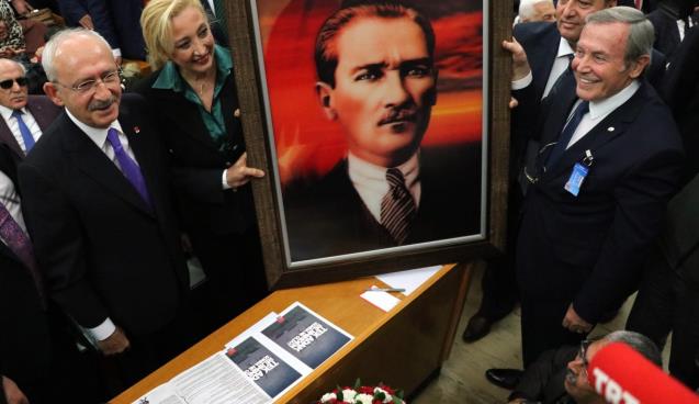 KARDERFED Başkanı Cevdet Akay, Kılıçdaroğlu ile görüştü