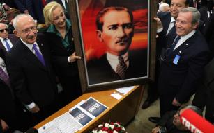 KARDERFED Başkanı Cevdet Akay, Kılıçdaroğlu ile görüştü