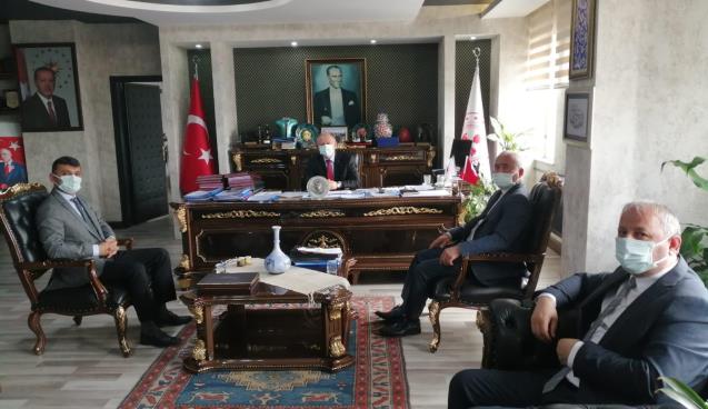 Seçkin Turhan Kaymakamı Ziyaret Etti 