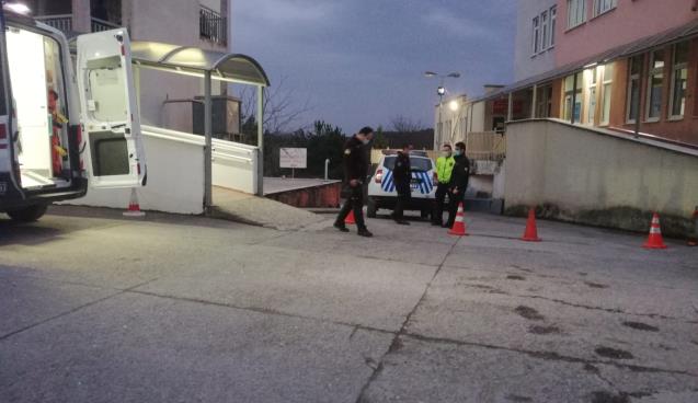 HASTANENİN 3. KATINDAN ATLADI