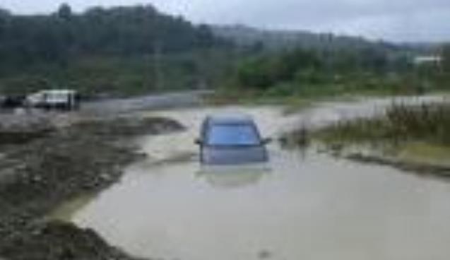 Aşırı Yağiş Nedeniyle Su Kanalına  Düştü