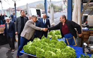 Vali vatandaşları dinledi