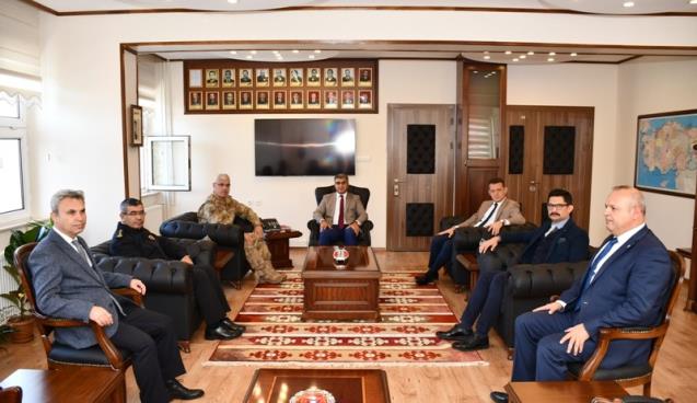 Vali Gürel'den Albay Başkök'e ziyaret