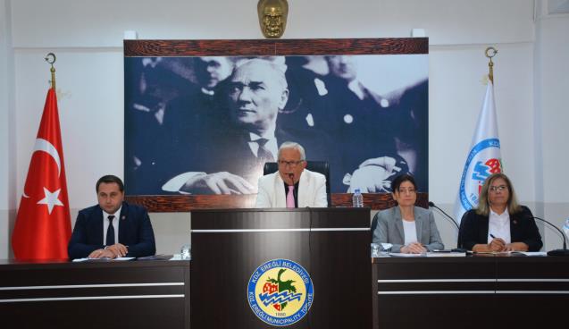 POSBIYIK, MECLİS'TE OYAK YÖNETİMİNE SERT ÇIKTI