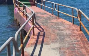 DENİZ SEZONU BİTİYOR, ERDEMİR PLAJI ÇÜRÜYOR