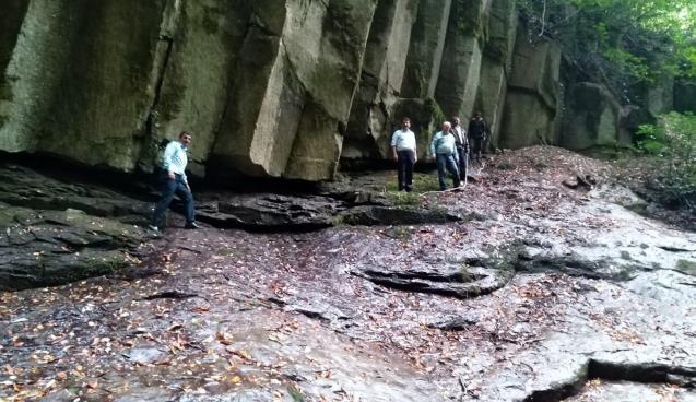Ayağı kayan il genel meclisi üyesini muhtar kurtardı..