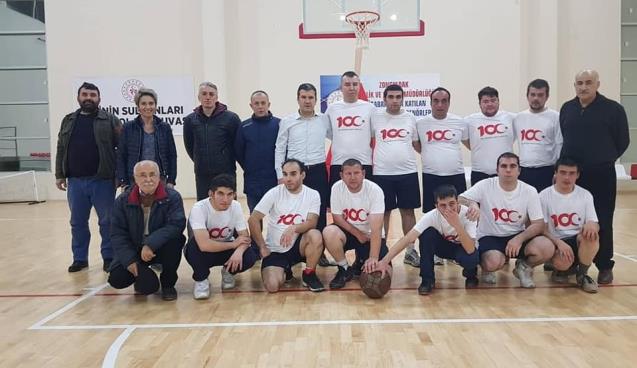 Engelleri potada aştılar