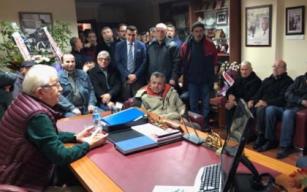 "LİDERE OY VERİN!.."