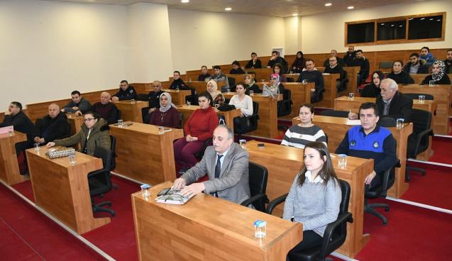 Belediye personeline “Kamuda Etik İlkeler” semineri verildi