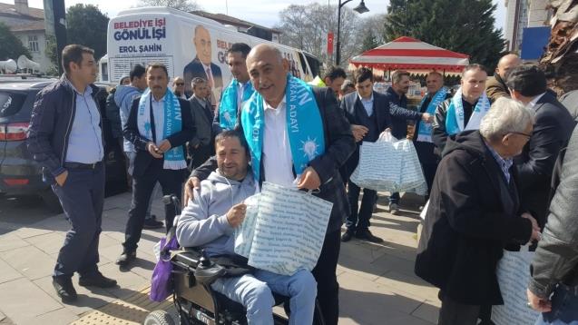 Şahin'den kandil simidi…
