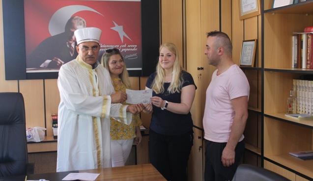 Martta Kristina, şehadet getirerek Müslüman oldu