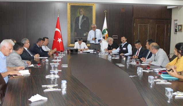 Habersiz masabaşı deprem tatbikatı yapıldı