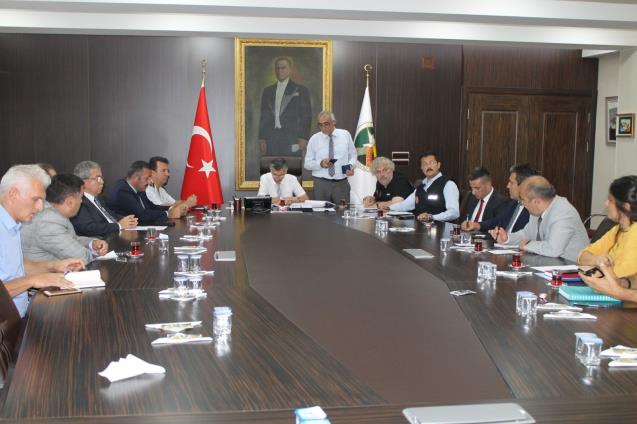 Habersiz masabaşı deprem tatbikatı yapıldı
