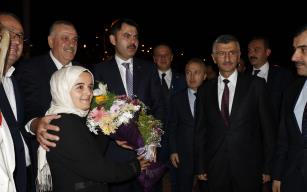 Bakan Murat Kurum, Kozlu Belediyesi'ni ziyaret etti