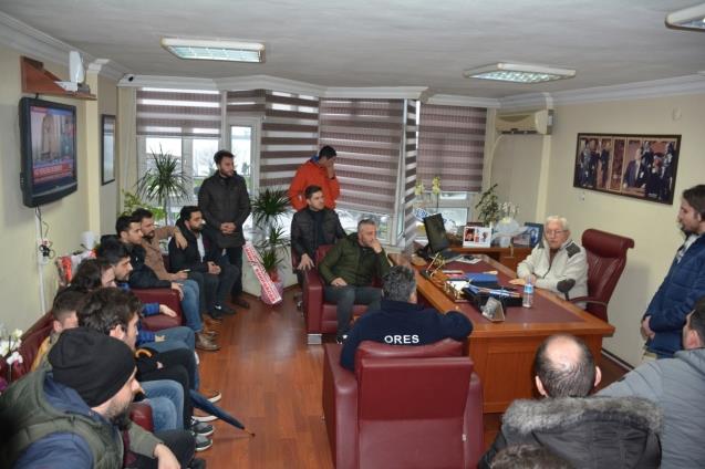 Bizim yolumuz belli yürüyeceğiz seninle beraber…