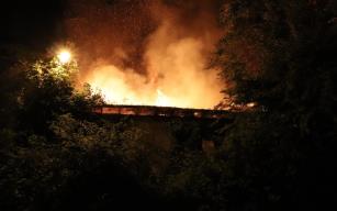 Gazinin evi alevlere teslim oldu…