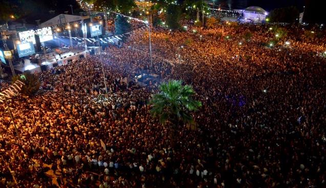 Ereğli'de Koray Avcı ve Yıldız Tilbe rüzgarı