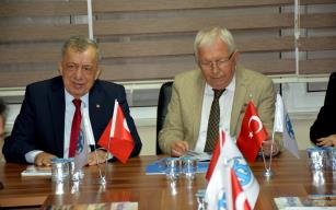 İrfan Erdem'den Belediye Başkanı Halil Posbıyık'a tam destek