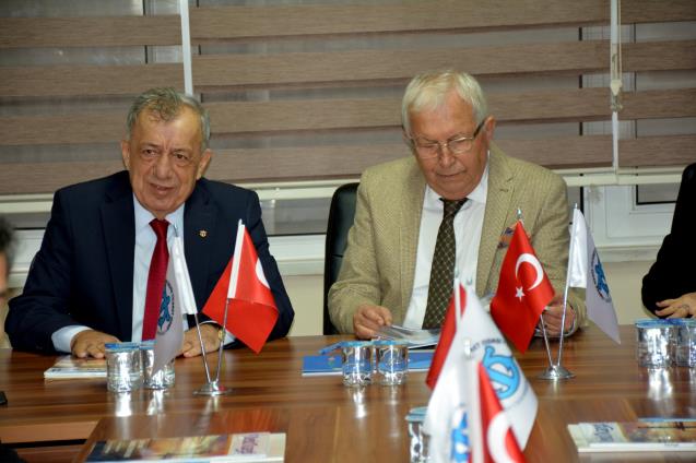 İrfan Erdem'den Belediye Başkanı Halil Posbıyık'a tam destek
