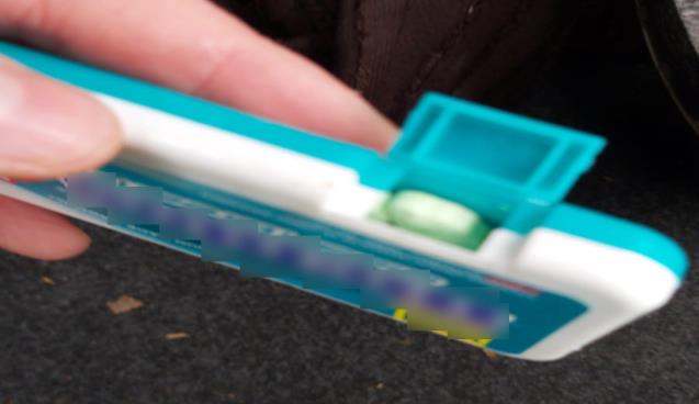 Uyuşturucuyu şeker kutusuna gizlemeye çalıştılar