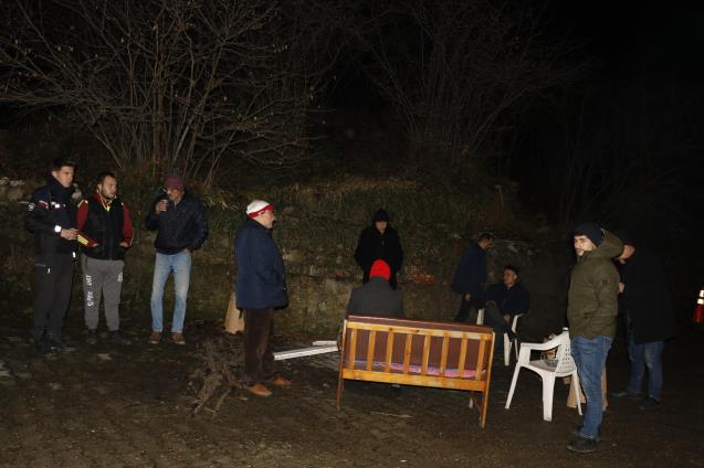 Zonguldak’ta heyelan: 3 ev boşaltıldı