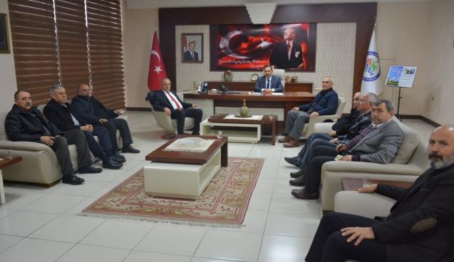 Muhtarlardan Başkan Uysal’a ziyaret…