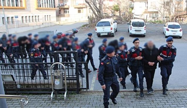 Zehir tacirleri adliyeye sevk edildi