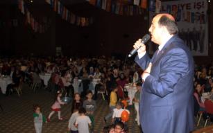 Demirtaş’tan kadınlar matinesi…